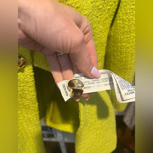NWOT Zara Lime Green Textured Blazer - Bloggers Favorite - Picture 12 of 13